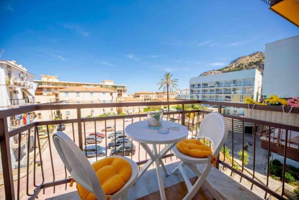 Queen'S House Cefalu Appartamento Vicino Il Mare Buitenkant foto