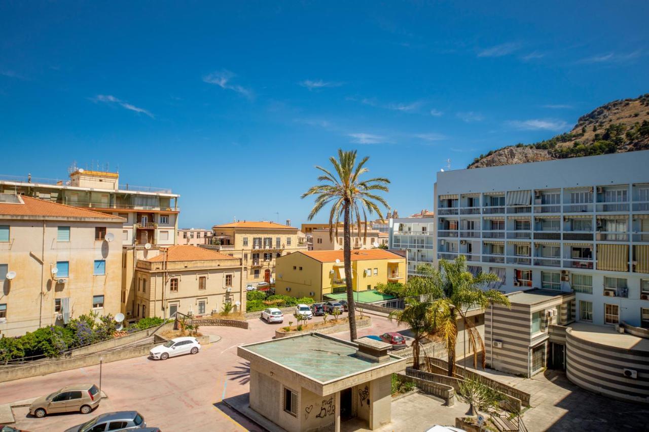 Queen'S House Cefalu Appartamento Vicino Il Mare Buitenkant foto